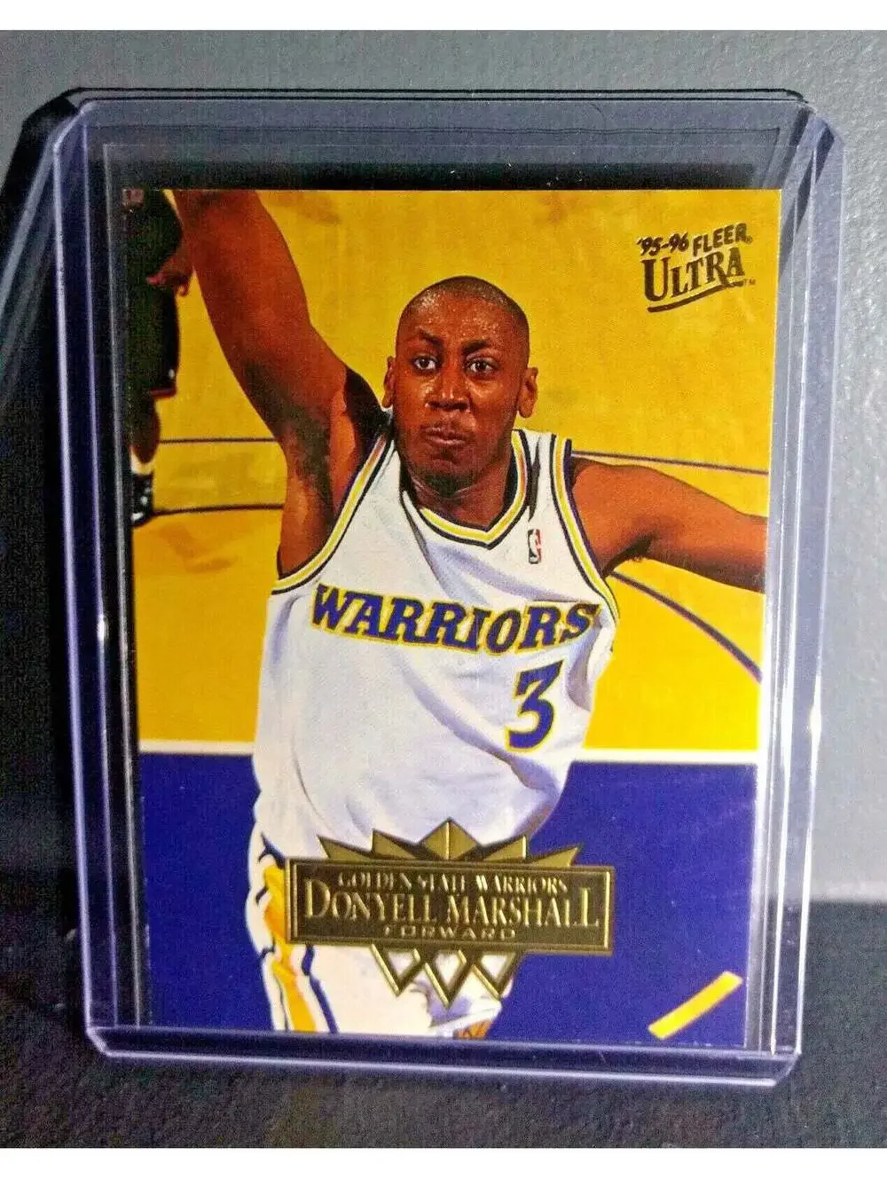 1995-96 Donyell Marshall Fleer Ultra #59 Basketball Card